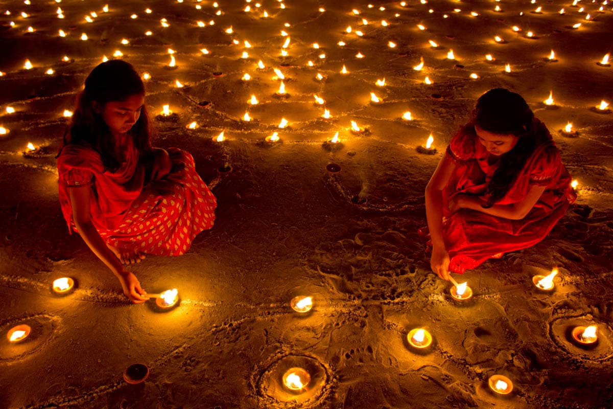 🪔 Feliz Diwali! Que a Luz Sempre Conduza Seu Caminho 🪔 - Ricardo Oliveira Festivais